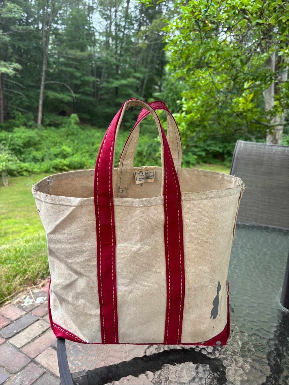 1980s Zigzag L.L. Bean Natural Canvas Tote with Red Handles - Picture 2 of 6